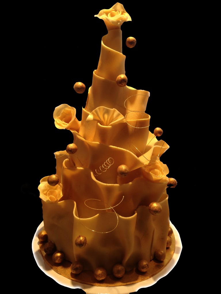 White Chocolate Wrap Cake